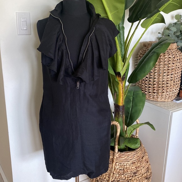 Club Monaco Sleeveless Ruffle Dress - Size 6 - Picture 1 of 9